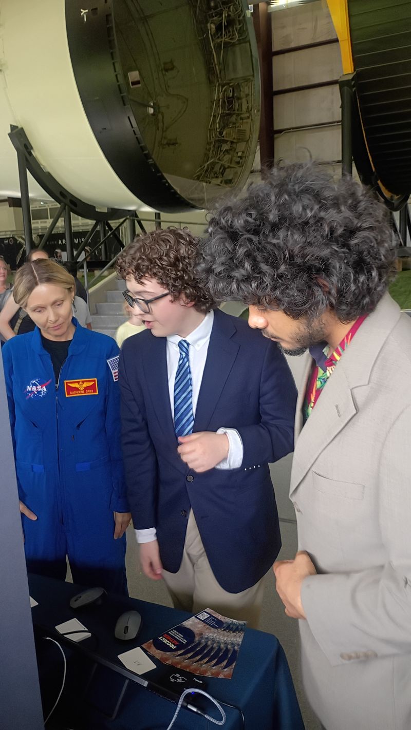 NASA HUNCH demo